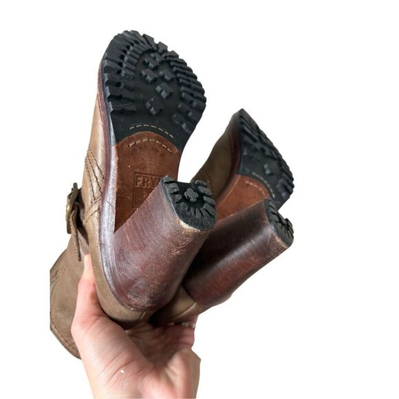 FRYE Lucy Engineer Boots Booties Taupe Brown Leather Size 7 Heel - Picture 9 of 16
